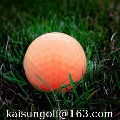 Chine balle de golf clignotante/balle de golf led/balle de golf rougeoyante fournisseur