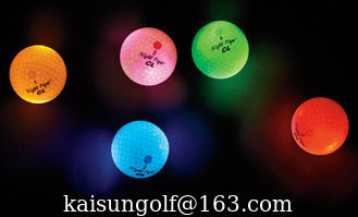 Chine La boule de clignotant de golf/a mené la boule de golf fournisseur