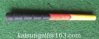 Chine La poignée de golf allemande, la poignée de caoutchouc de golf allemande, la poignée ronde allemande avec trois couleurs fournisseur