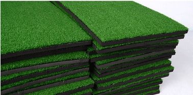 Le golf de pratique et le tapis de pratique fournisseur