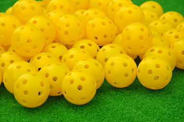 balle de golf creuse, balle de golf en plastique creuse, balle de golf, balles de golf, balle de golf fournisseur