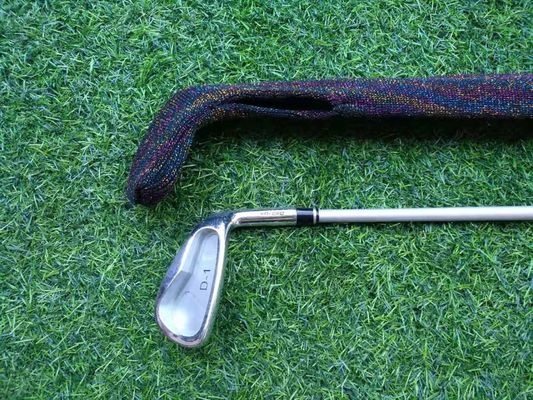 couverture de tête en fer de golf, couverture de tête en fer de golf, couverture de tête de golf, couverture de golf, couverture d'arbre, arbre de golf, club de golf, poignée de golf fournisseur